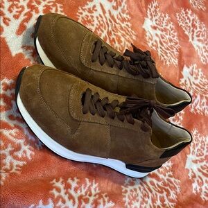 Classic Brown Men's Sneakers